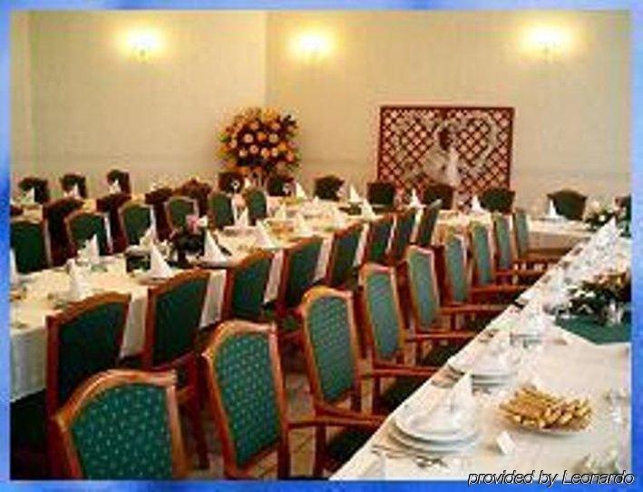 Andrassy Thermal Hotel Jaszapati ภายนอก รูปภาพ